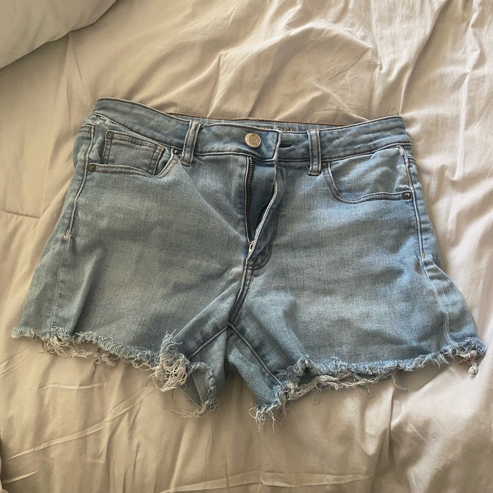 light jean shorts american eagle